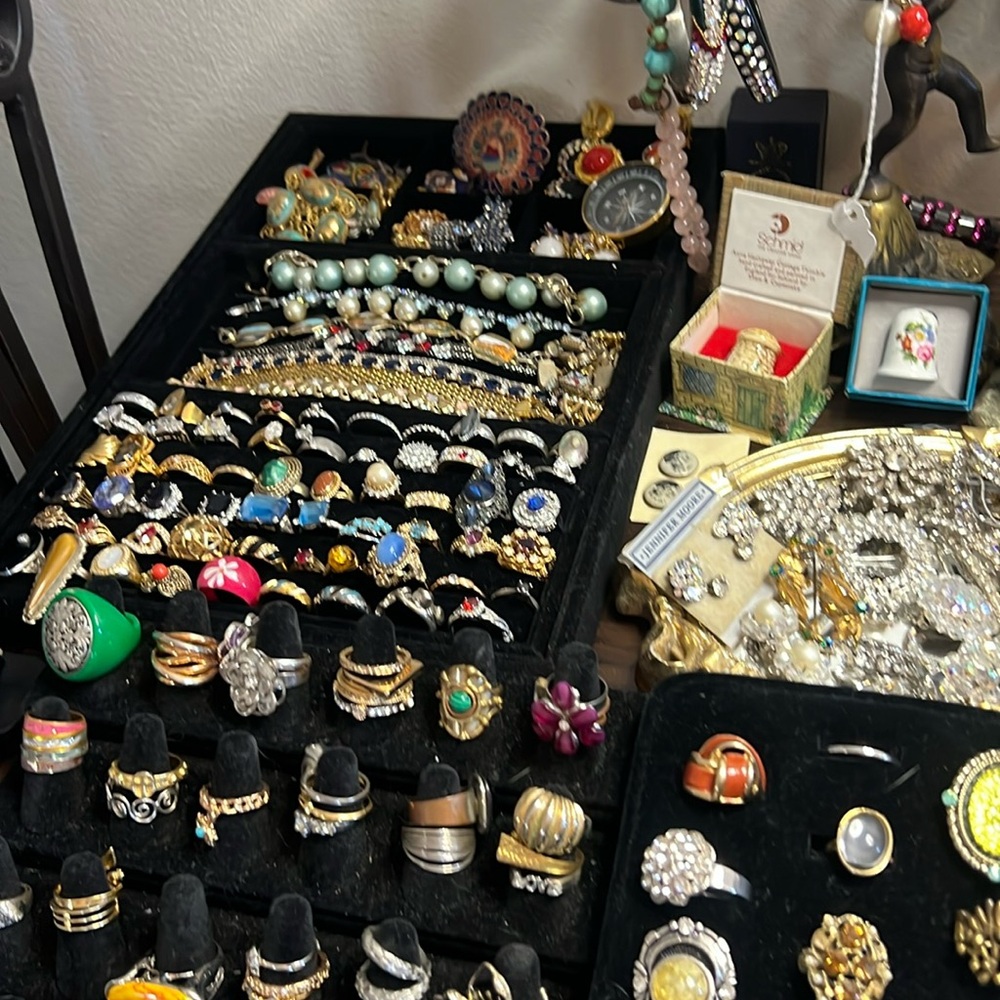 Jewelry Live Show Listing